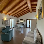 Al Vajo Dependance - Apartments-Zimmer