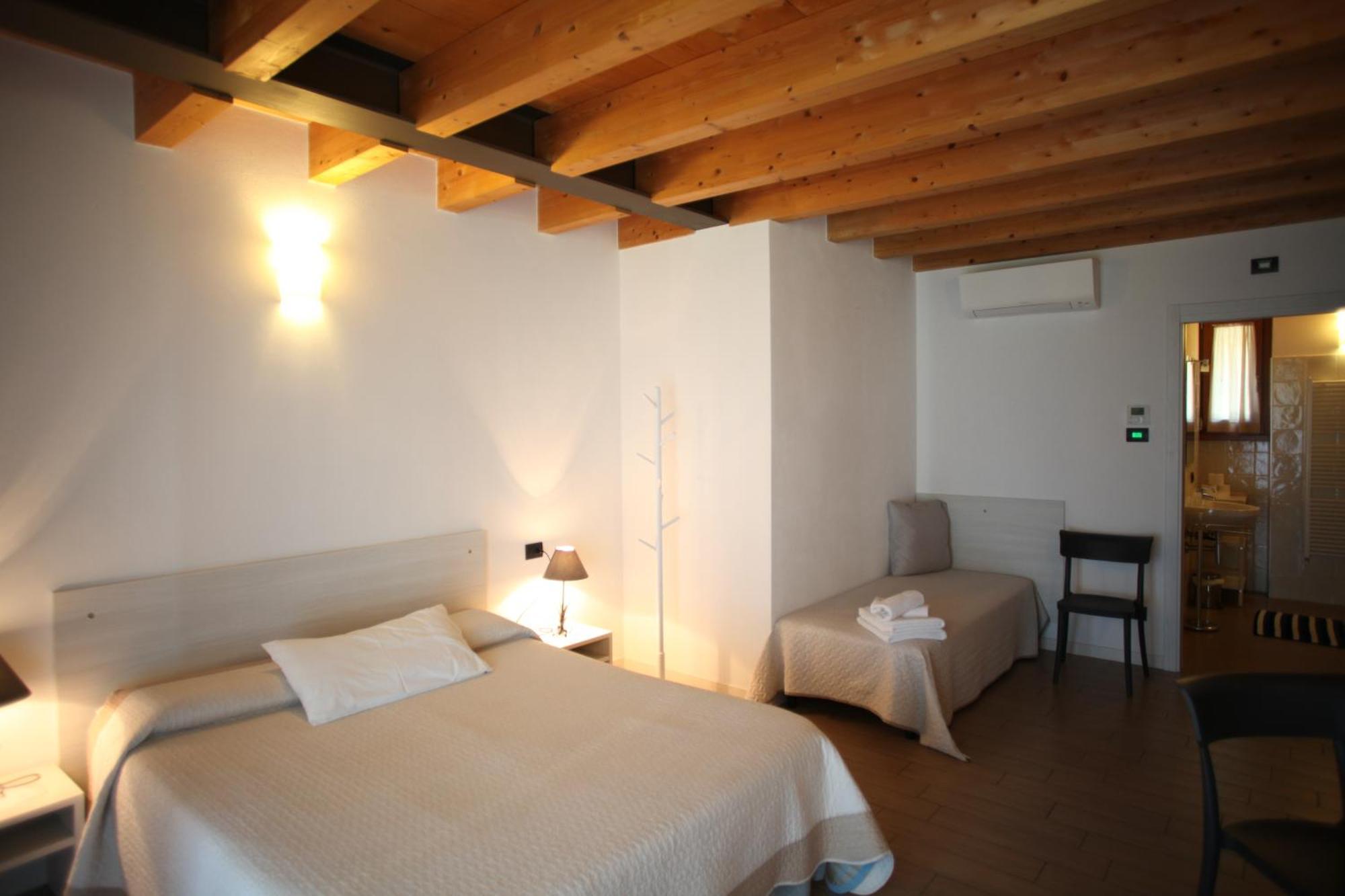 Al Vajo Dependance - Apartments-zimmer * Lazise